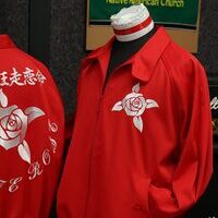 薔薇の絵柄のスウィントップ刺しゅうのサムネイル